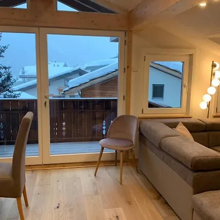 Apartment “the Penthouse” At Chalet Antares